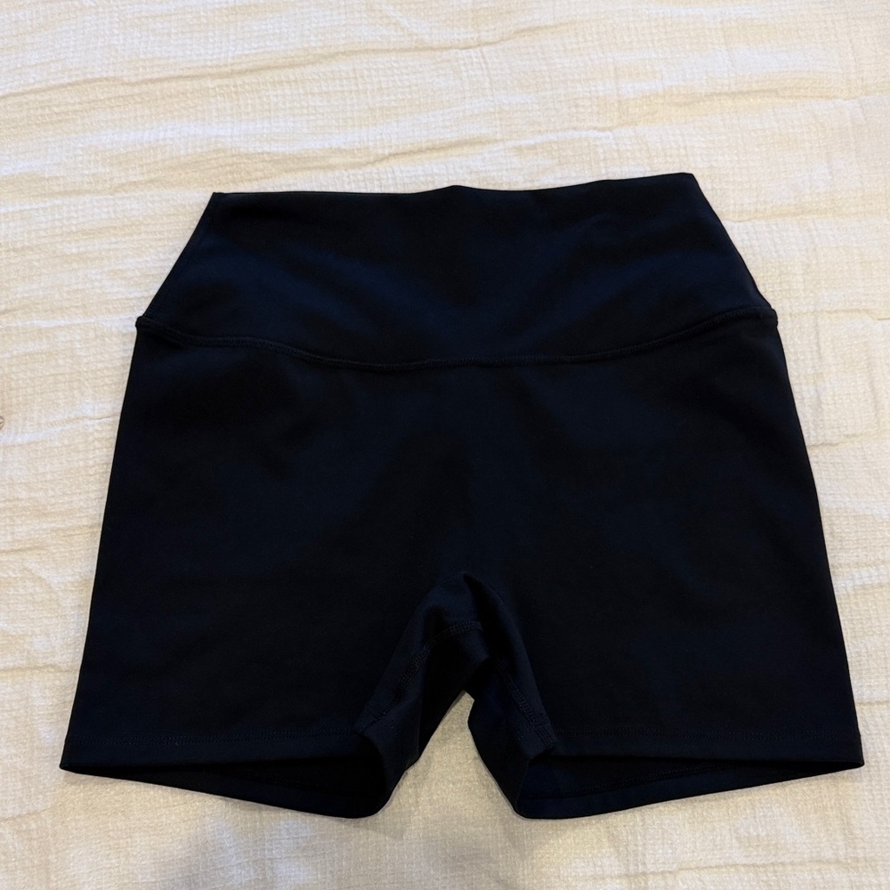 Sleek Black Women's Bike Shorts